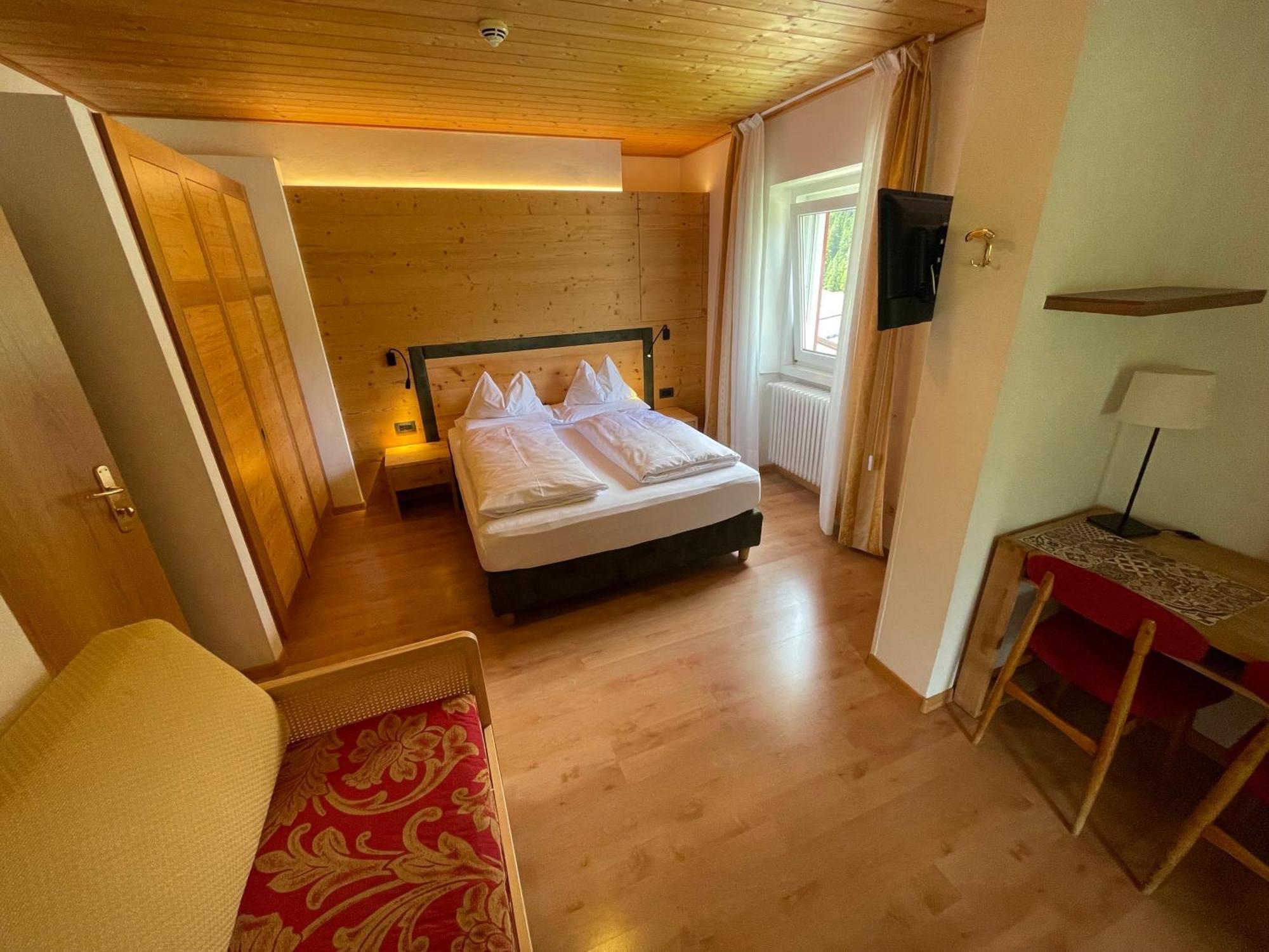 Hotel Meisules Selva di Val Gardena Zewnętrze zdjęcie