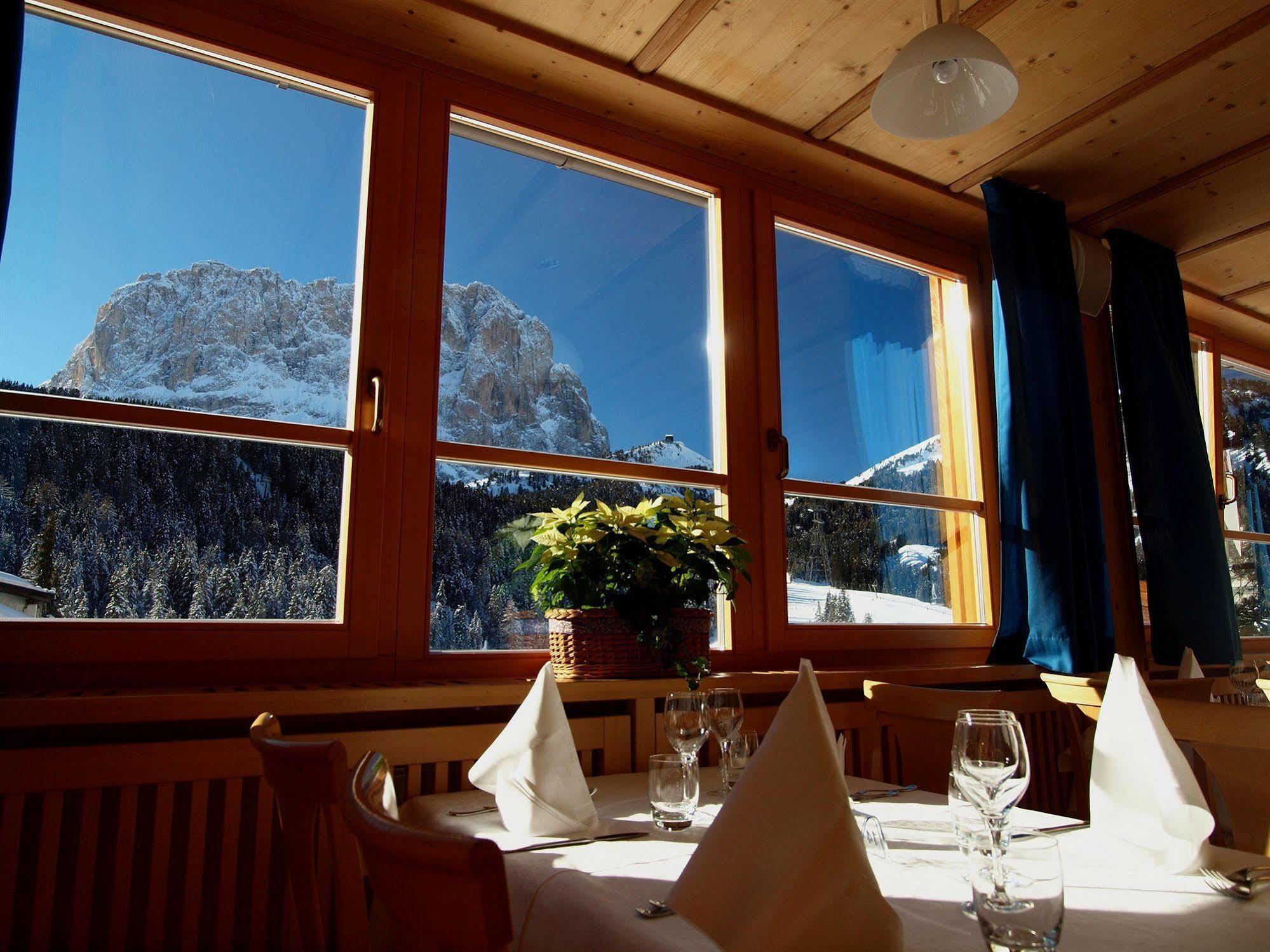 Hotel Meisules Selva di Val Gardena Zewnętrze zdjęcie